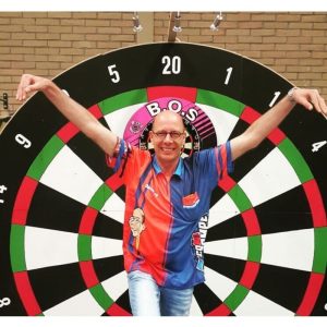 Co Stompé zijn Shopdarts dartshirt